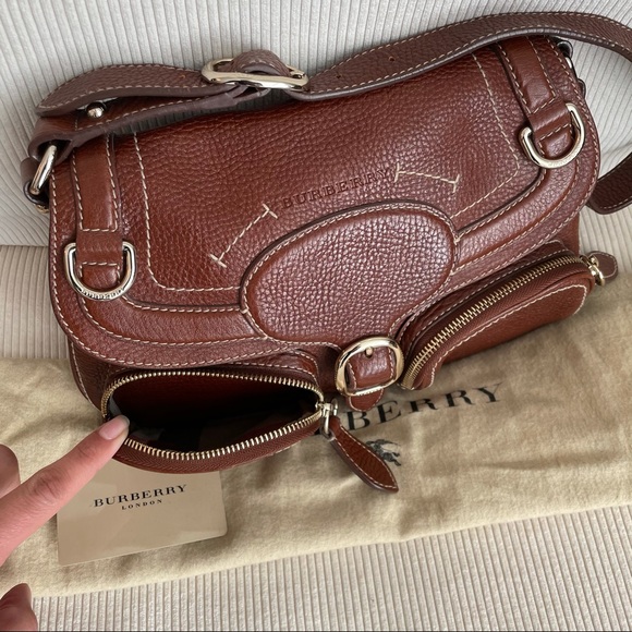 Burberry London Leather Shoulder Bag - Picture 4 of 9